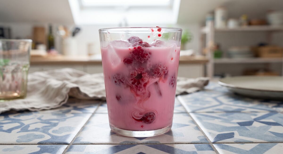 Pink Drink mit Himbeeren