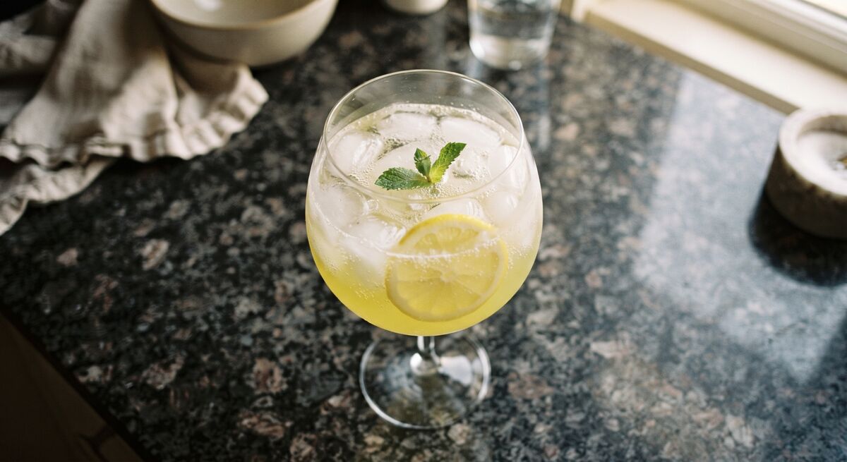 Limoncello Spritz