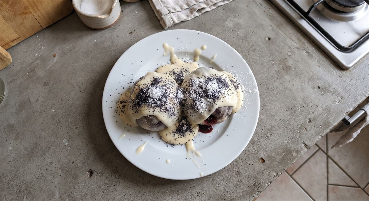 Vegan Germknödel