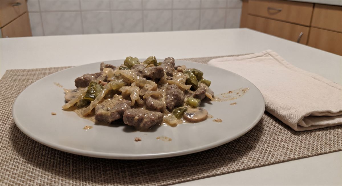 Beef Stroganoff de Luxe
